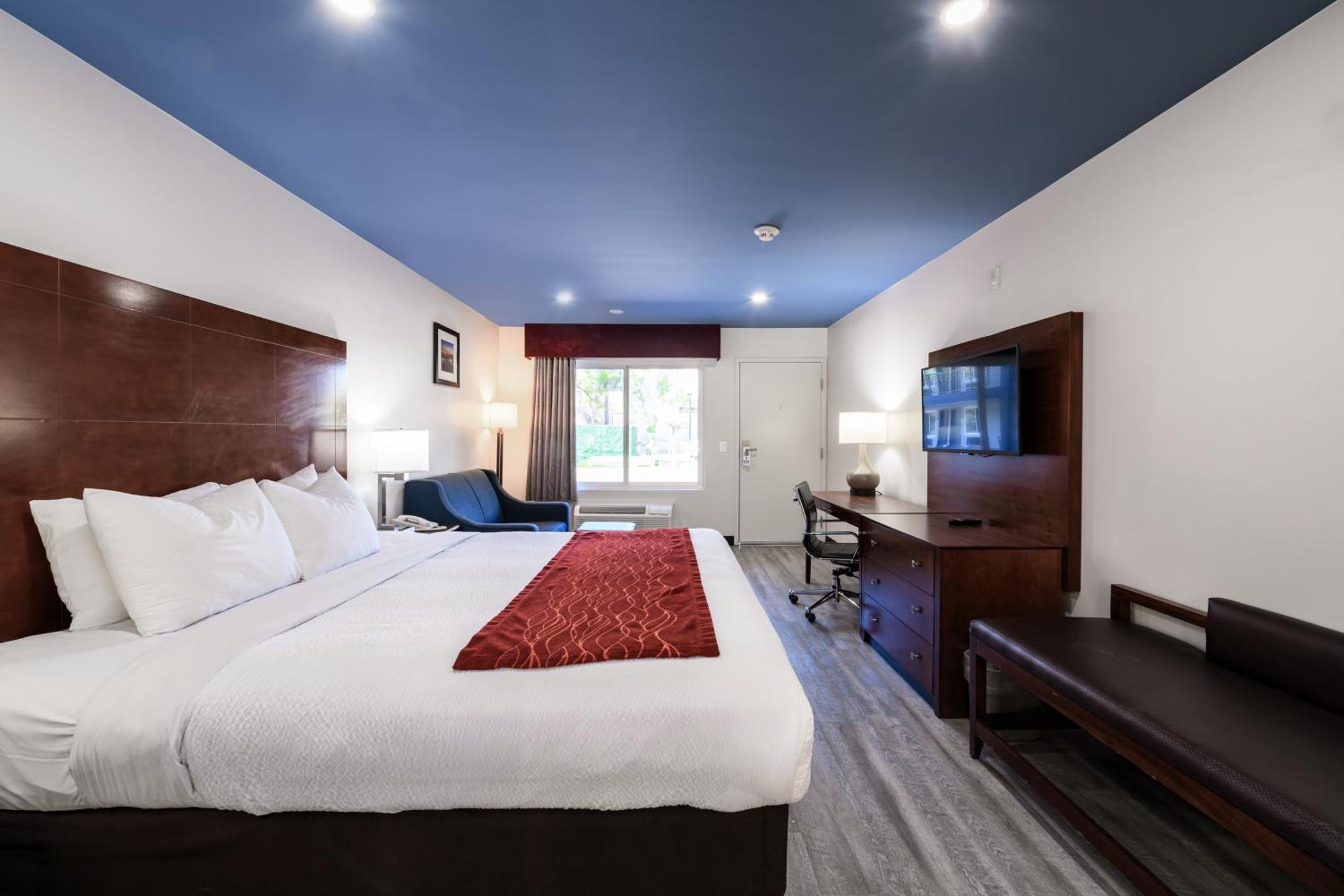 Hyland Inn near Pasadena Civic Center Bagian luar foto