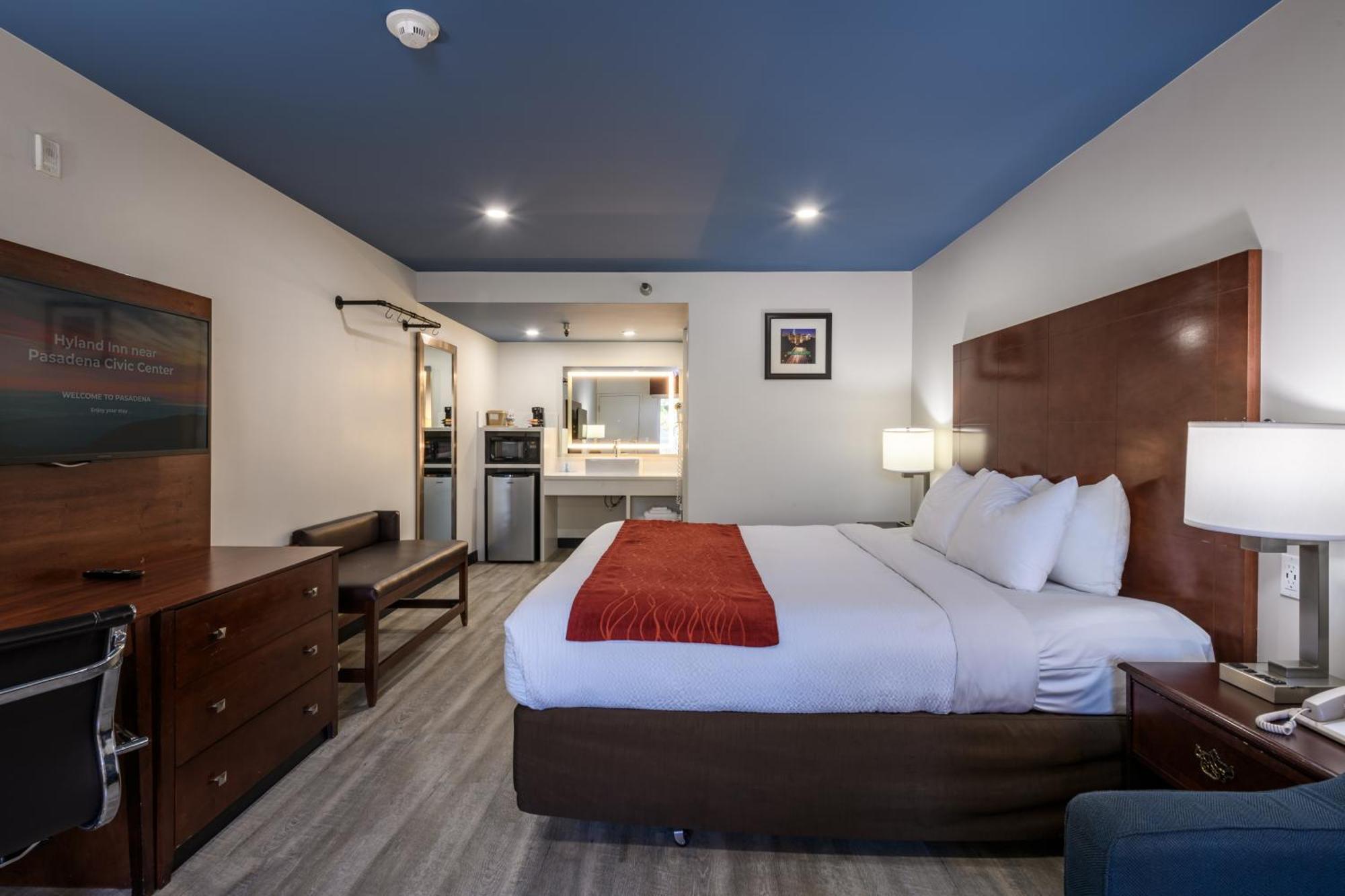 Hyland Inn near Pasadena Civic Center Bagian luar foto