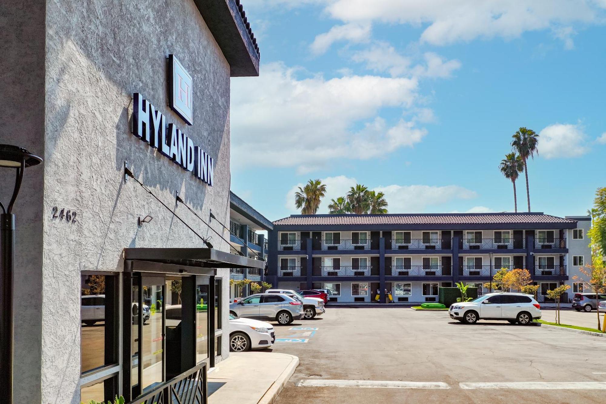 Hyland Inn near Pasadena Civic Center Bagian luar foto