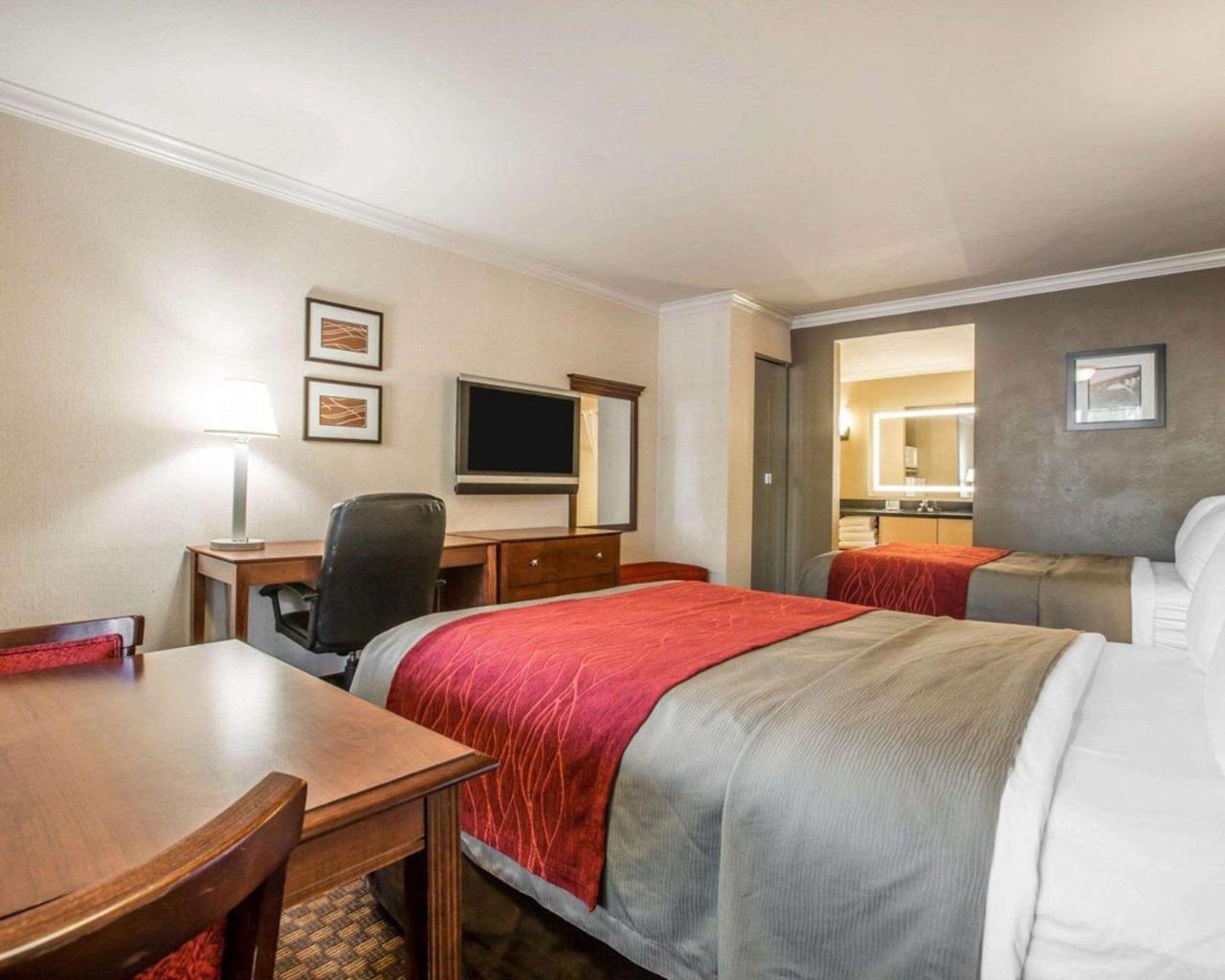 Hyland Inn near Pasadena Civic Center Bagian luar foto