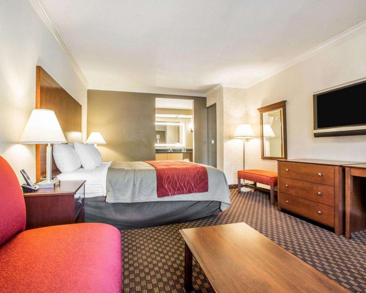 Hyland Inn near Pasadena Civic Center Bagian luar foto